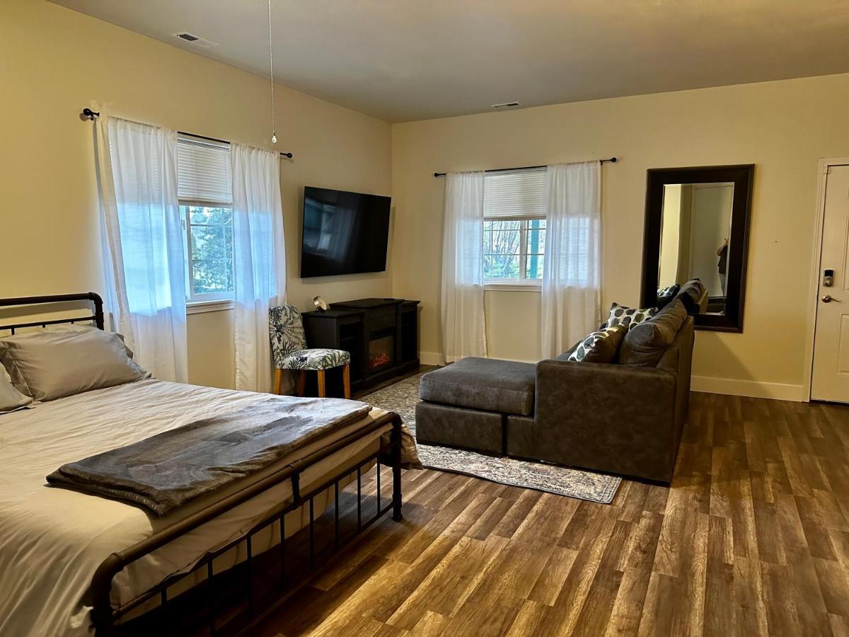Sonia'S Guest Suite In Montesano-Gateway To Olympic National Park Extérieur photo